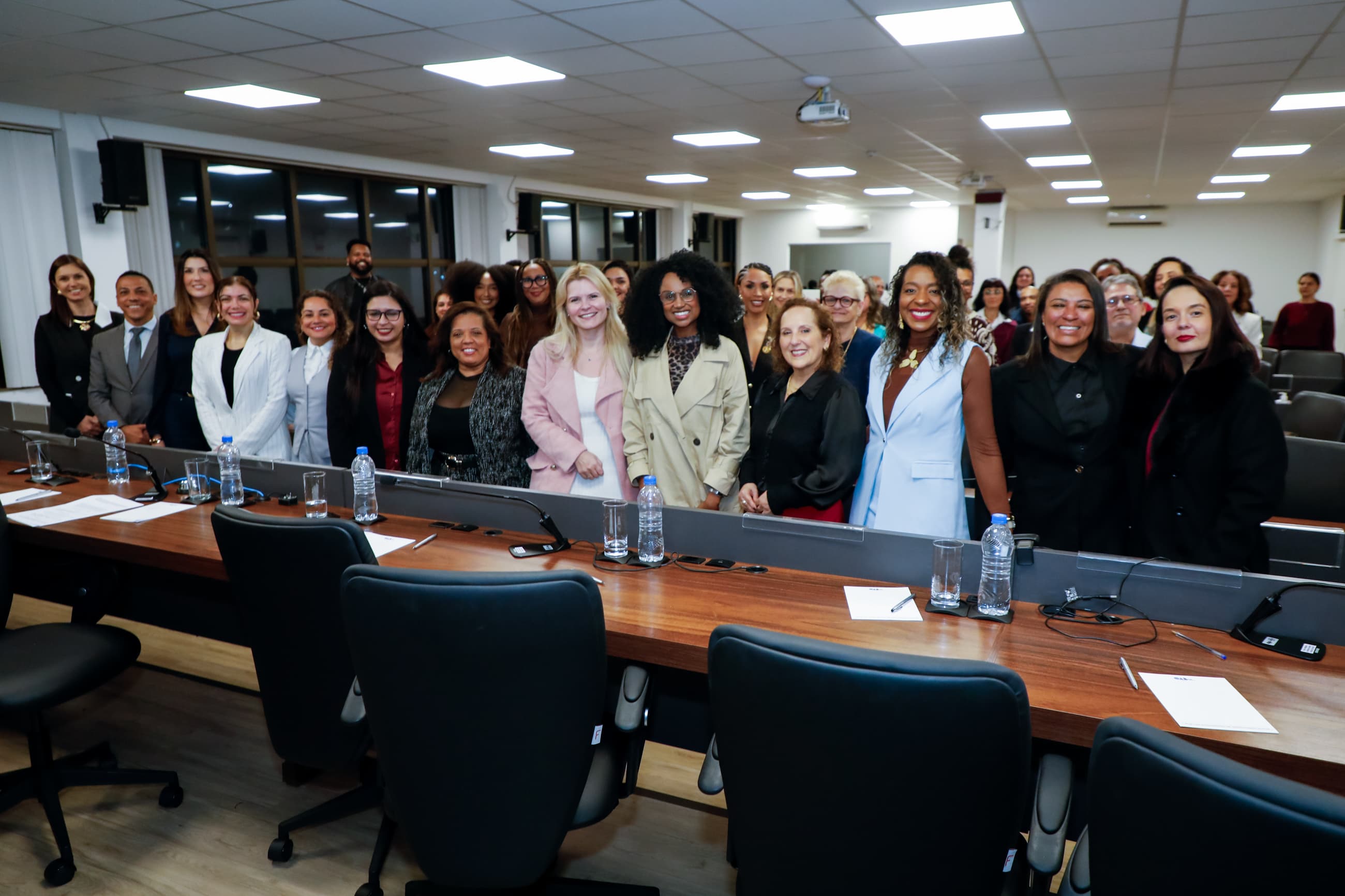 OAB/SC reúne especialistas para debater representatividade e direitos das mulheres latino-americanas