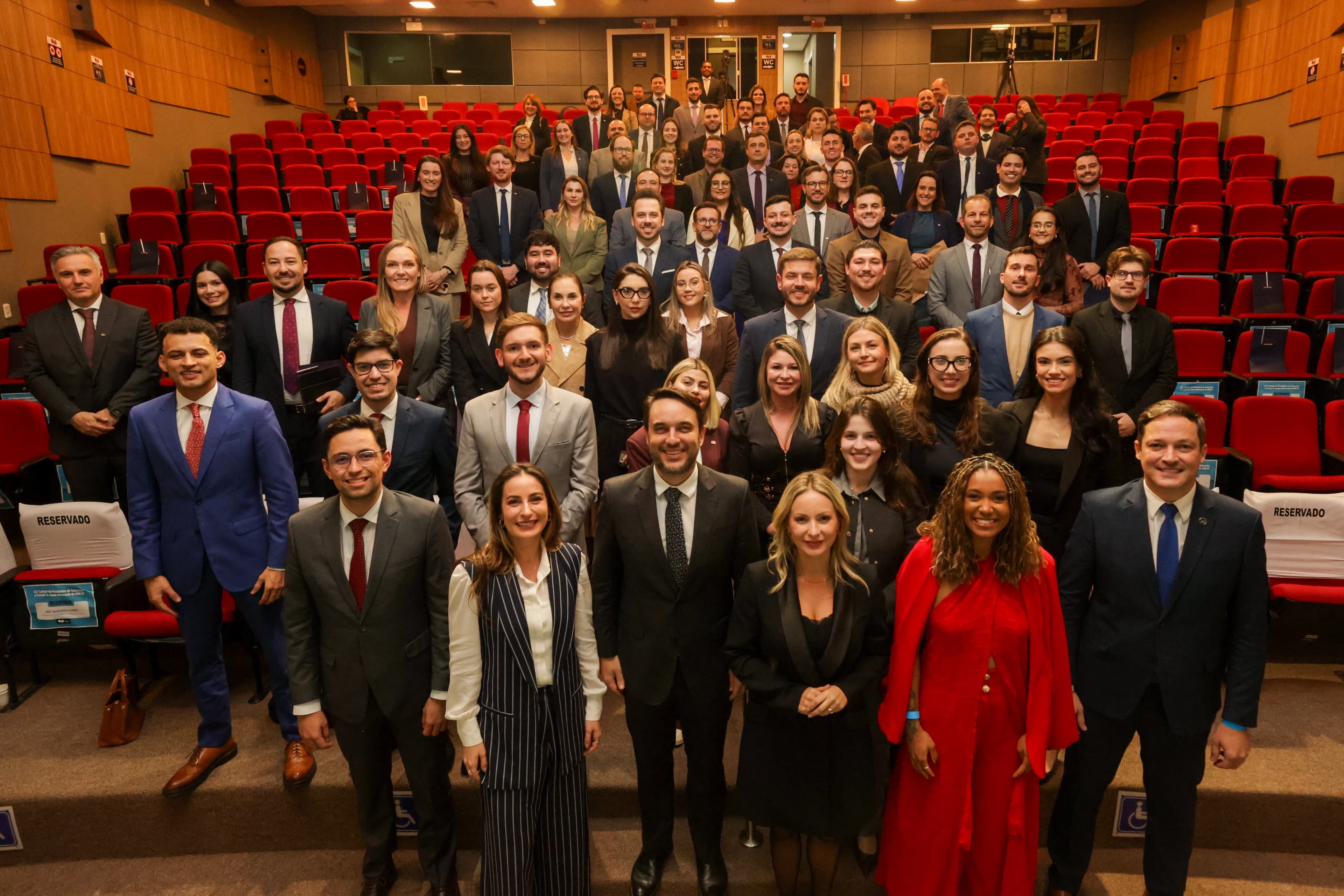 122º Colégio de Presidentes apresenta Anuidade Zero, Calculadora de Honorários e Manual da Mulher Advogada